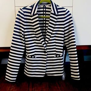 Brunching stylish blazer